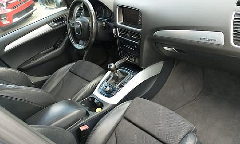 Audi Q5 Manuale...