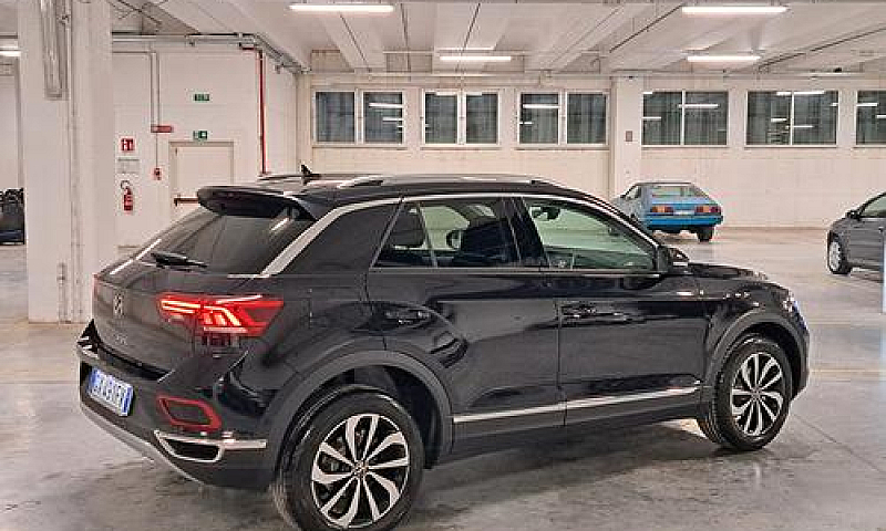 Volkswagen T-Roc 100...