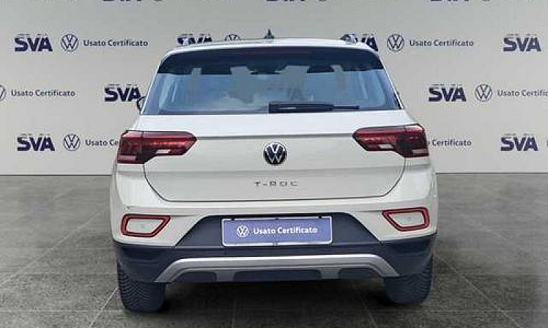 Volkswagen T-Roc 2.0...