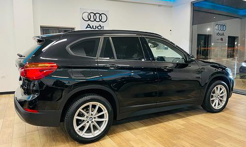 Bmw X1 Sdrive16D *Na...