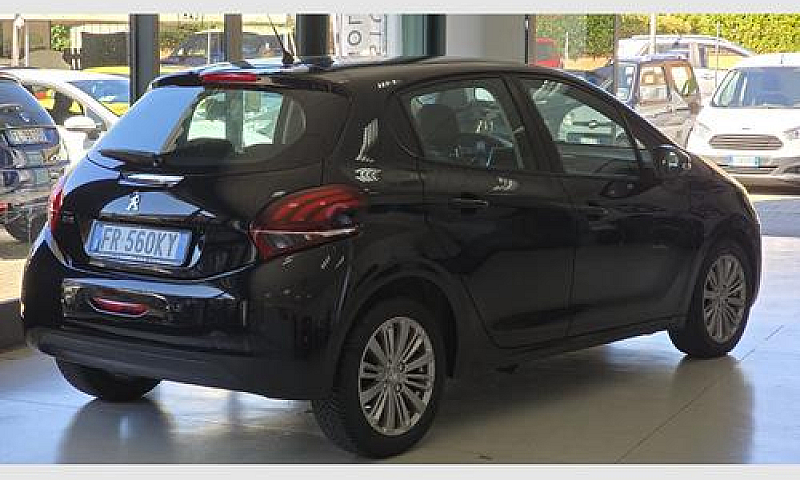 Peugeot 208 Puretech...