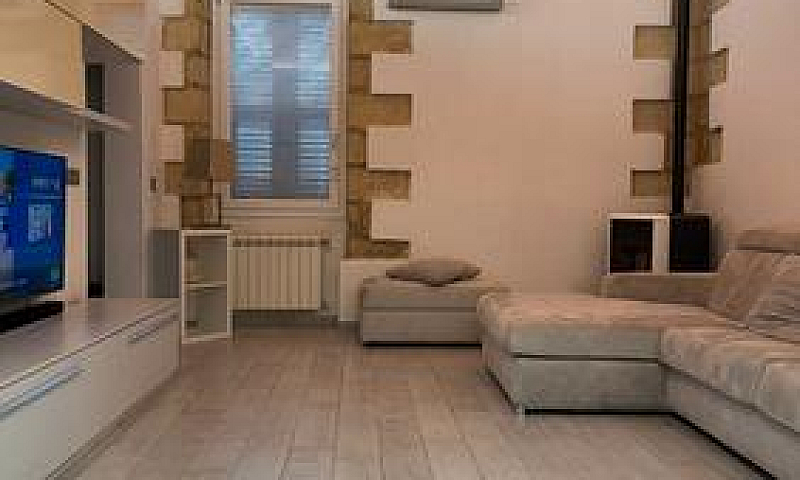 Moderno Appartamento...