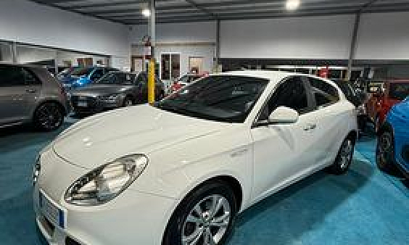 Alfa Romeo Giulietta...
