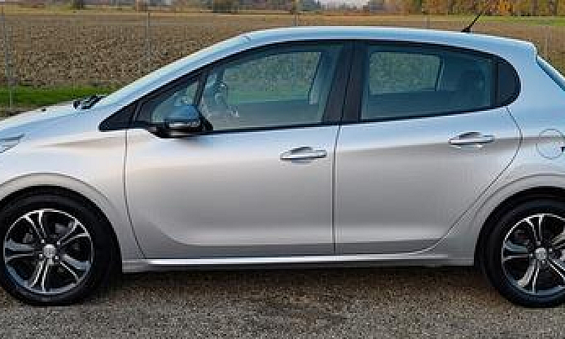 Peugeot 208 1.4 Vti ...