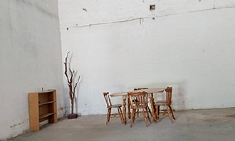 Locale Deposito Ex C...