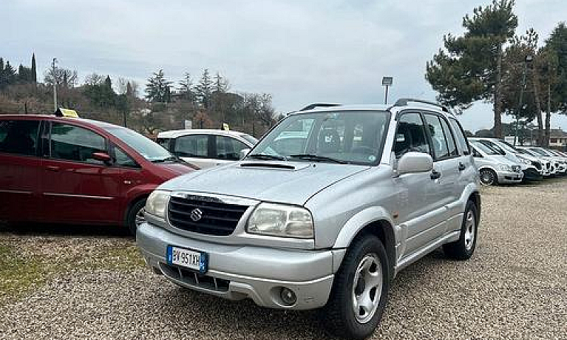 Suzuki Grand Vitara ...