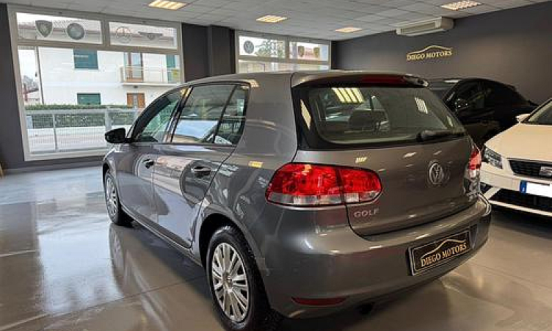 Volkswagen Golf Var....