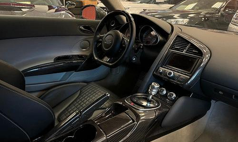 Audi R8 4.2 V8 Fsi Q...
