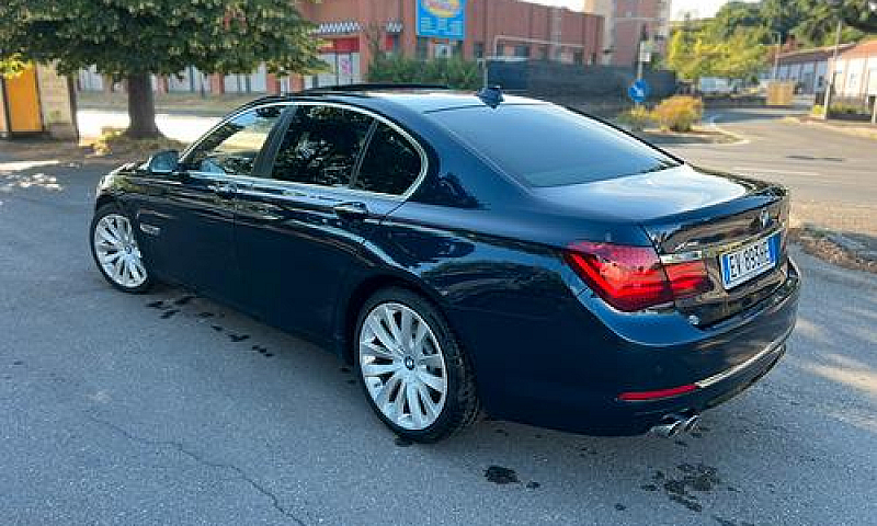 Bmw Serie 730...