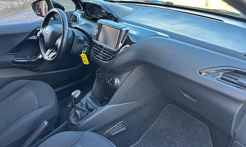 Peugeot 208 1.6 Blue...