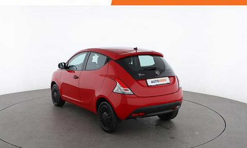 Lancia Ypsilon Mn489...