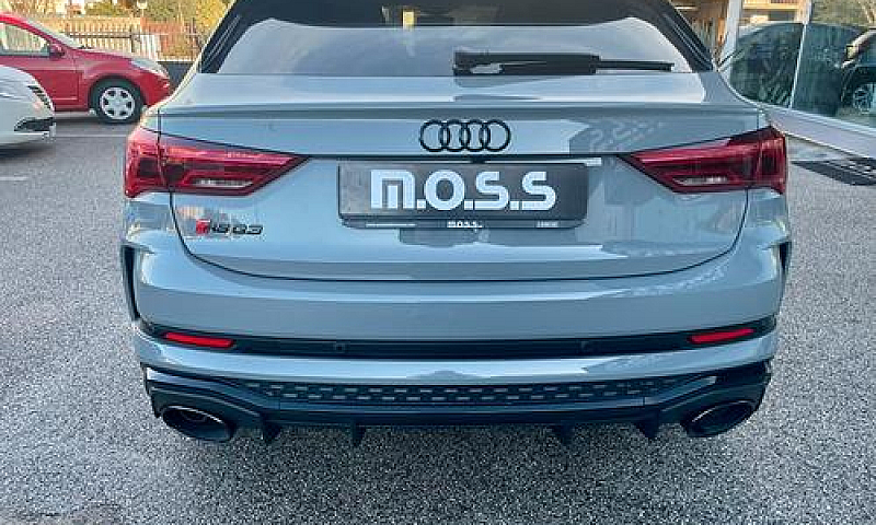 Audi Q3 Rs Q3 Quattr...
