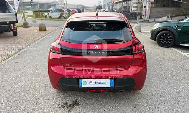 Peugeot 208 Puretech...