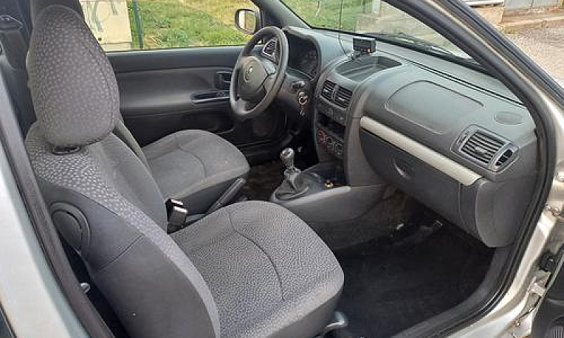 Renault Clio 1,2...