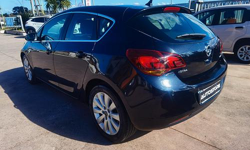 Opel Astra 1.7 Cdti ...