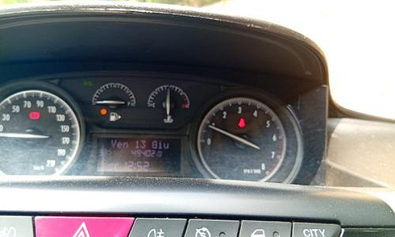 Lancia Ypsilon 1.2 6...