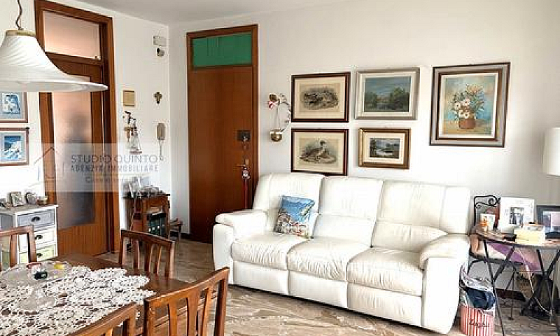 Appartamento Con Tre...