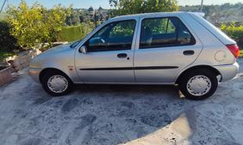Ford Fiesta 29000 Te...