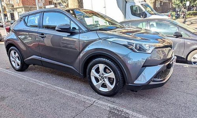 Toyota C-Hr 1.8 Hybr...