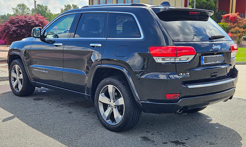 Jeep Grand Cherokee...
