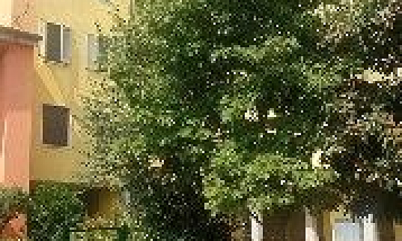 Privato Vende...