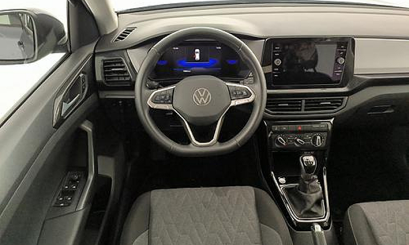 Volkswagen T-Cross 1...