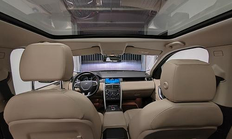 Land Rover Discovery...
