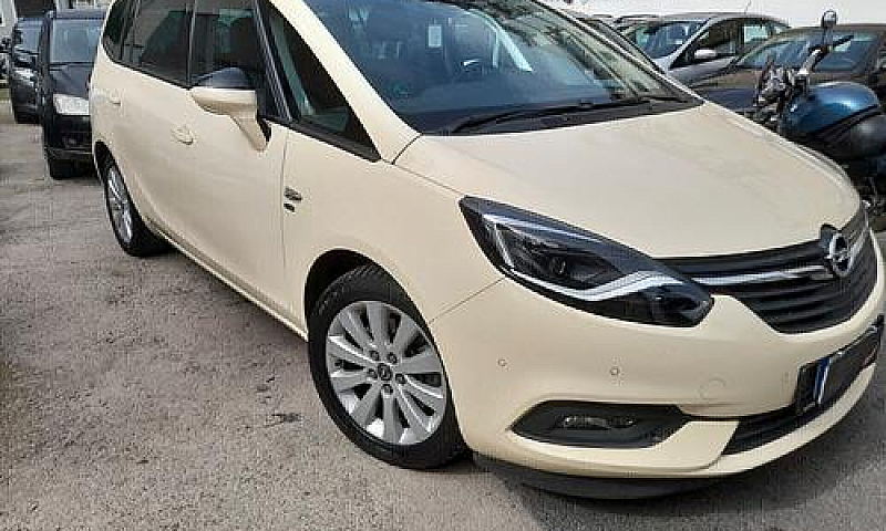 Opel Zafira 2.0 Cdti...