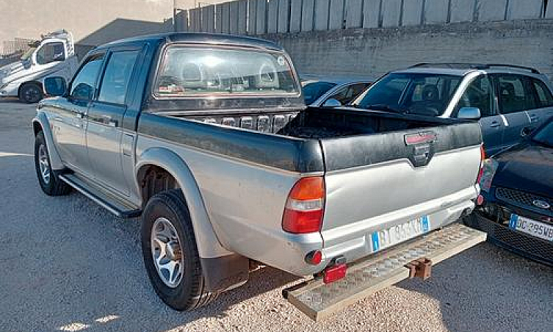 Mitsubishi L200 2.5 ...