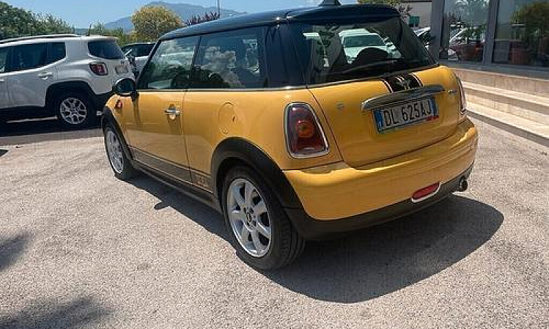 Mini Cooper John 1.6...