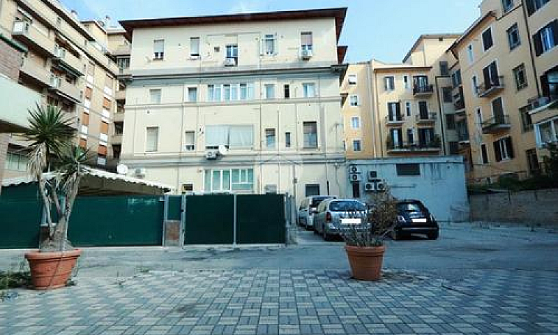 3 Locali A Pescara...