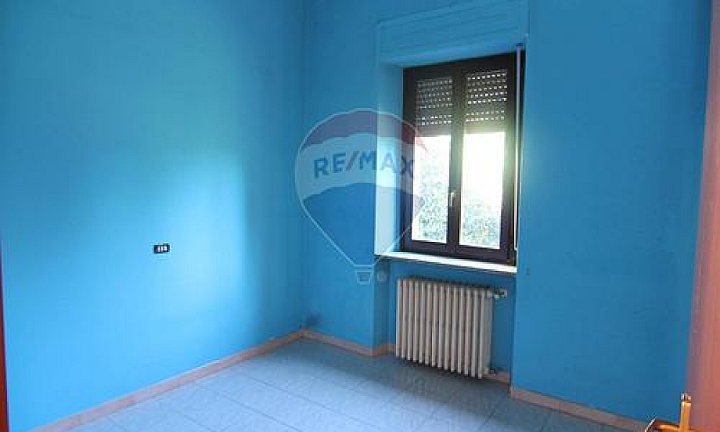 Porzione Di Casa - L...