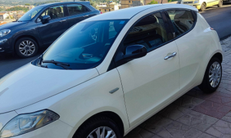 Ypsilon 10...