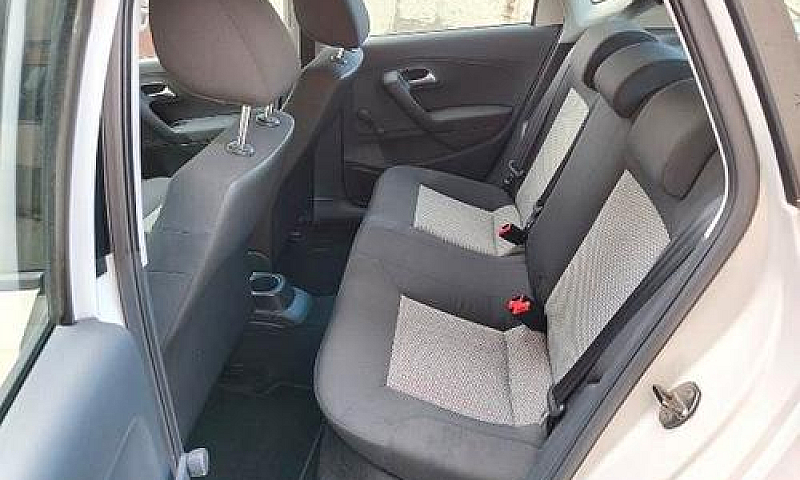 Vw Polo 1.2 Tdi 5 P....