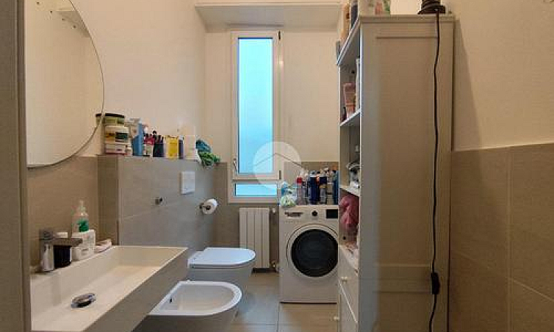 3 Locali A Firenze...
