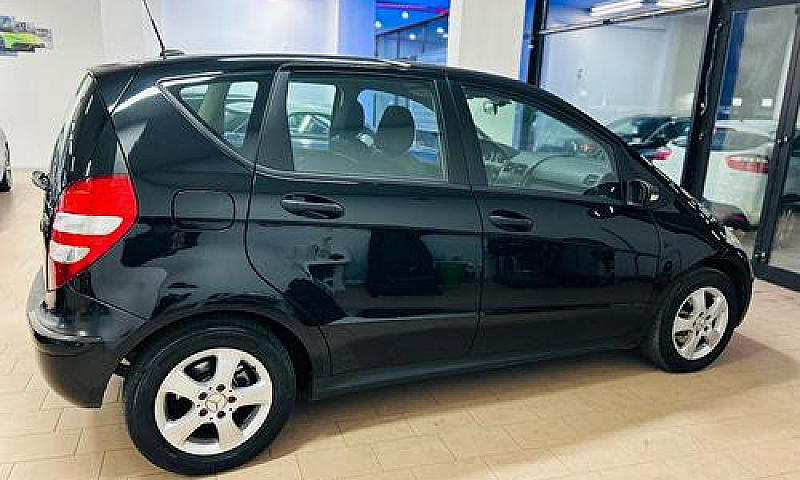 Mercedes-Benz A 180 ...