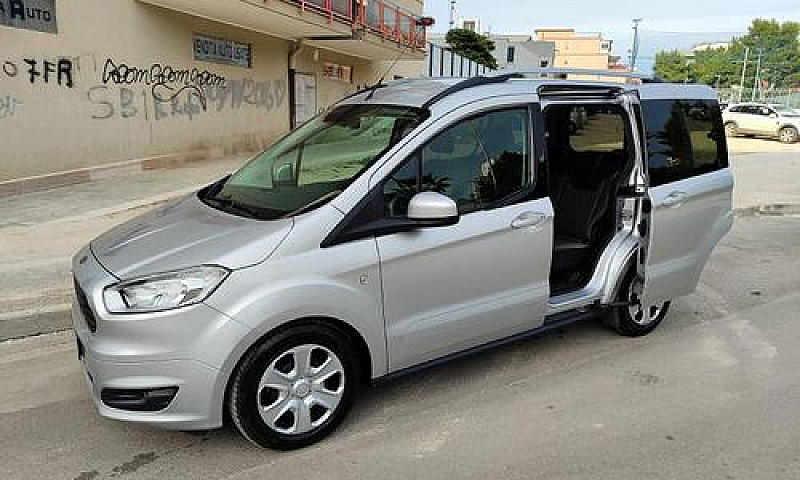 Ford Tourneo Courier...