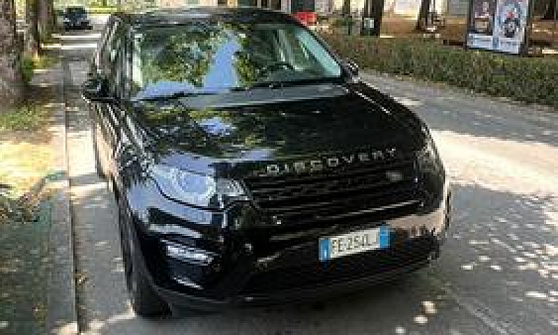 Land Rover Discovery...