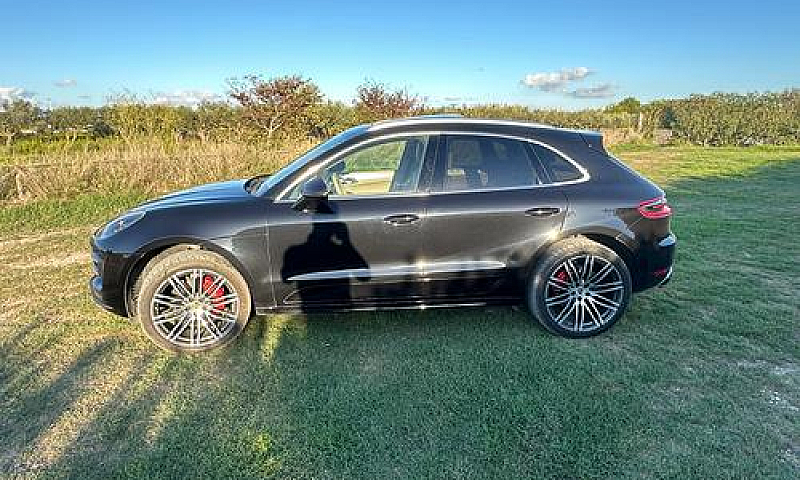 Porsche Macan - 2016...