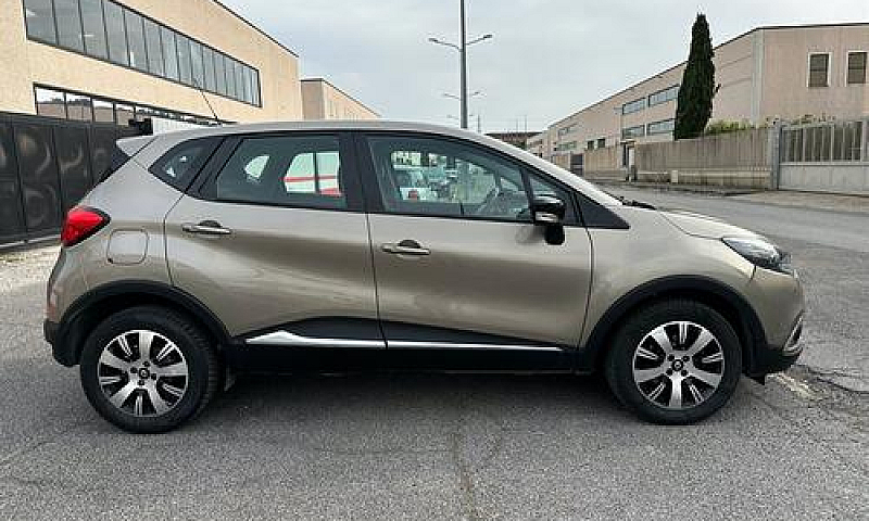 Renault Captur Dci 8...