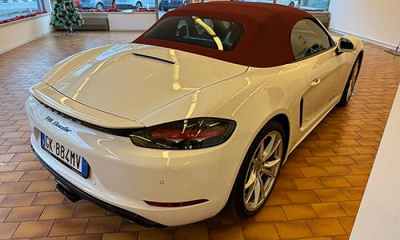 Porsche 718 Boxster ...