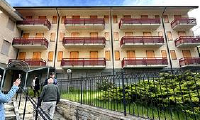 Palazzo / Stabile Di...