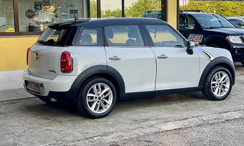 Mini Cooper D Countr...
