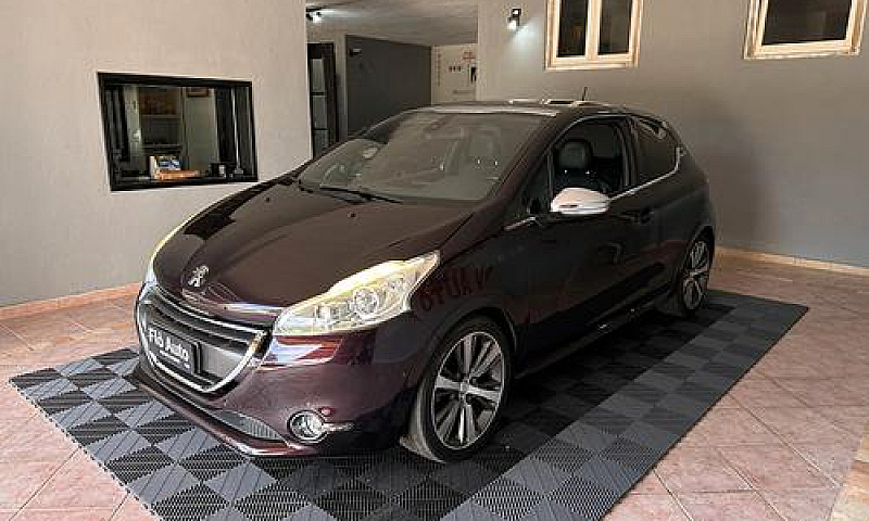 Peugeot 208 1.6 E-Hd...