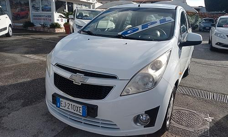 Chevrolet Spark Plus...
