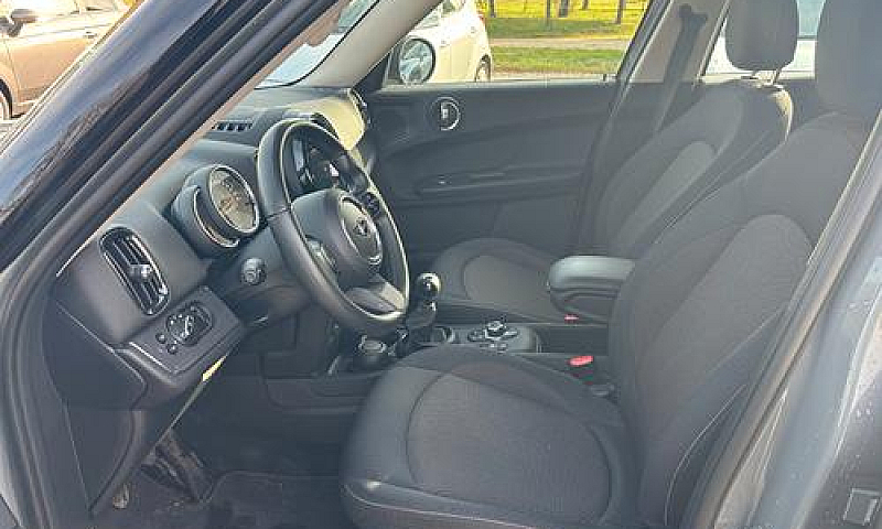 Mini Cooper Countrym...