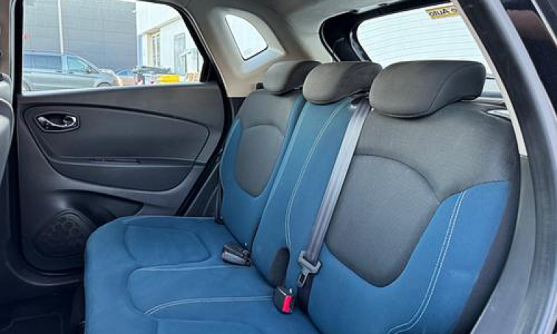 Renault Captur 0.9 T...