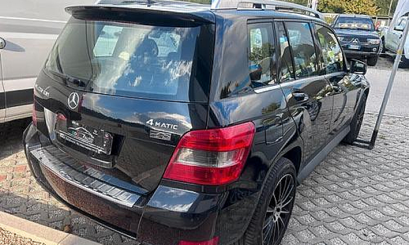 Mercedes- Glk 220 4M...