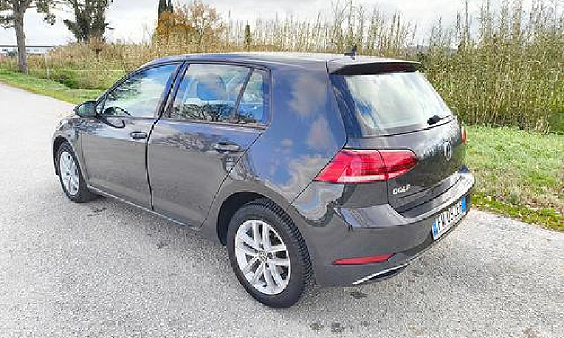 Volkswagen Golf 1.6 ...