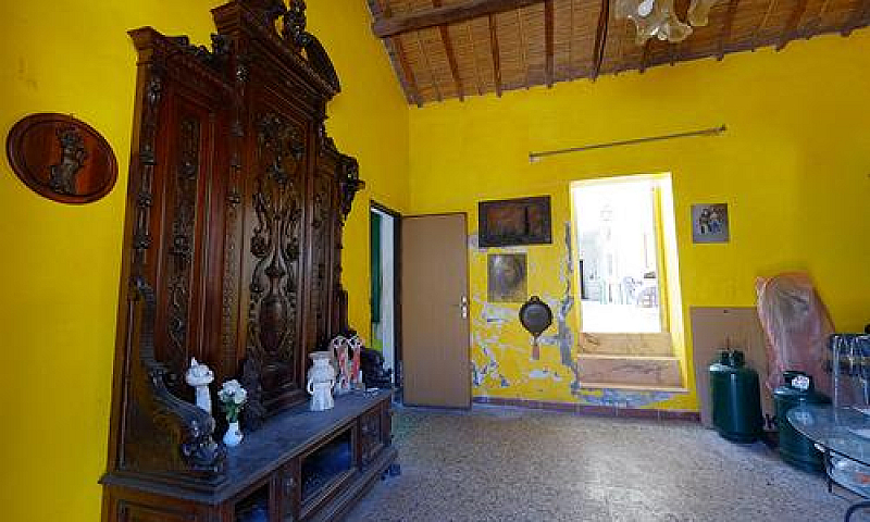 Indipendente A Pula...